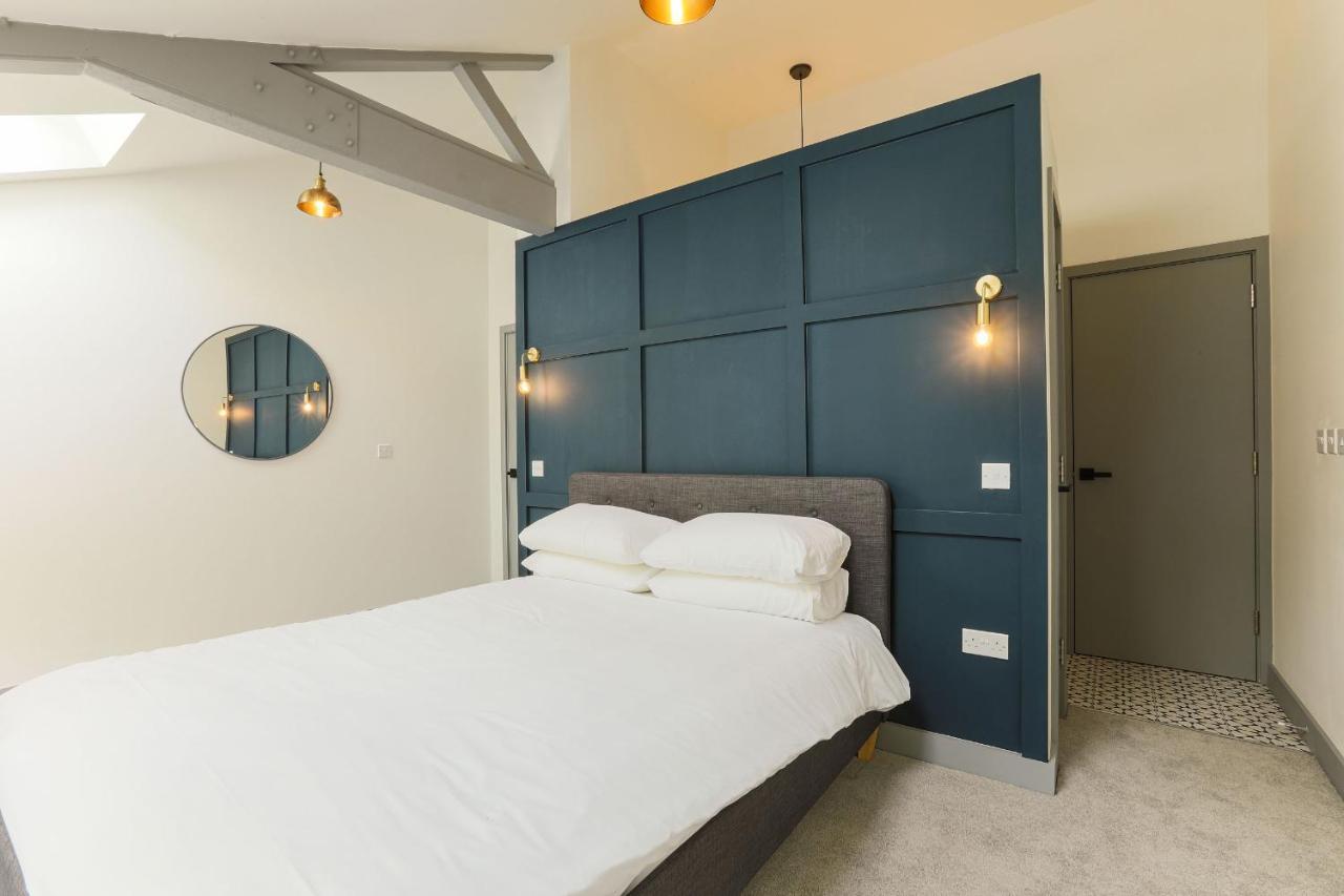 Goodstay Apartments By Urban Space Barry Bagian luar foto
